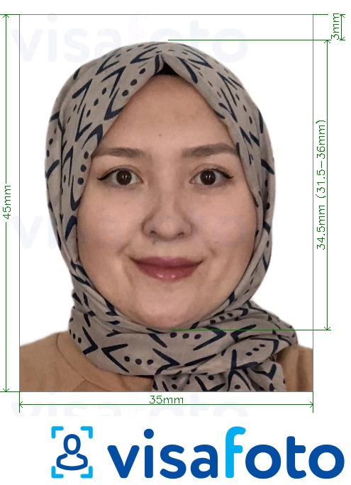 مع مواصفات الحجم الدقيقة جواز سفر أوزبكستان 35x45 ملم مثال على صورة لـ 